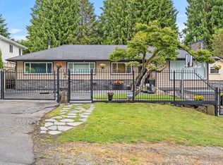 1360 Everall St, White Rock, BC V4B 3S6