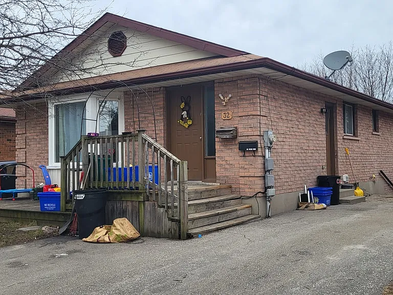 32 Albion St #LOWER — Photo 13
