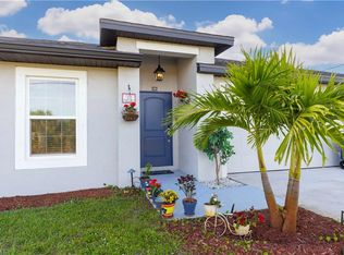 836 Youngreen Dr, Fort Myers, FL 33913
