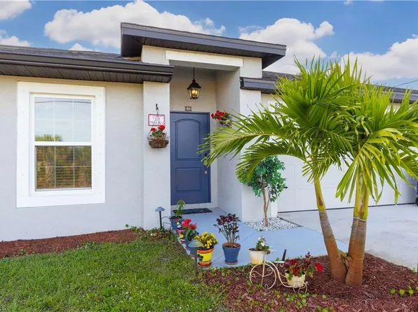 836 Youngreen Dr, Fort Myers, FL 33913
