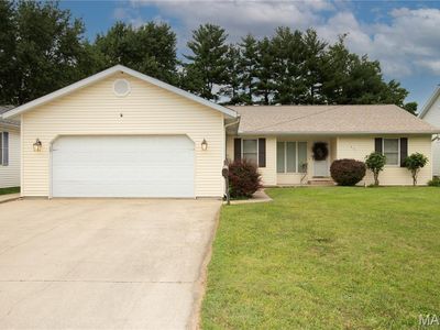 334 E Hoehn St, Carlinville, IL, 62626