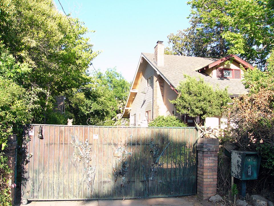 1st image of 3636 Astoria St