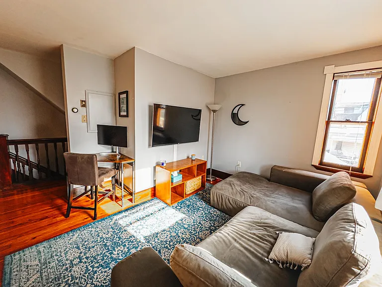 300B Stuart Ave #300B — Photo 3