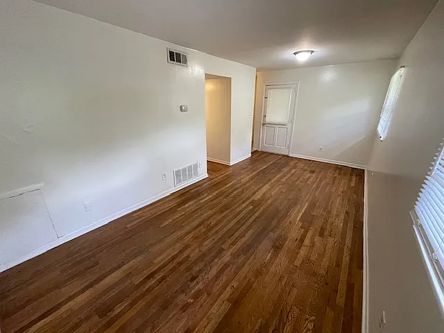 44 Delta Pl NE #2 — Photo 9