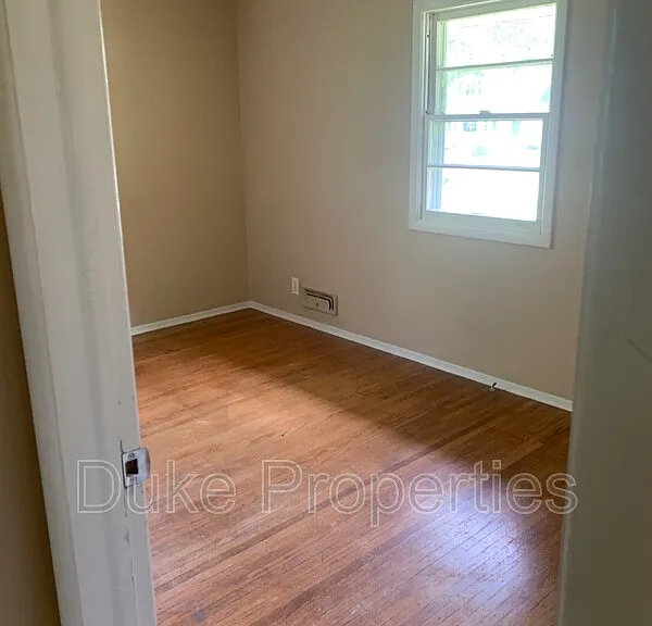 261 Morrow Dr — Photo 6