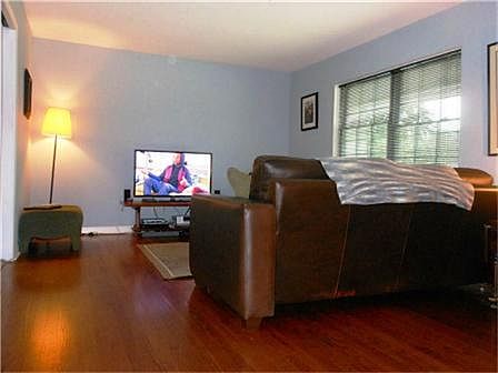 3rd image of 8810 Bintliff Dr