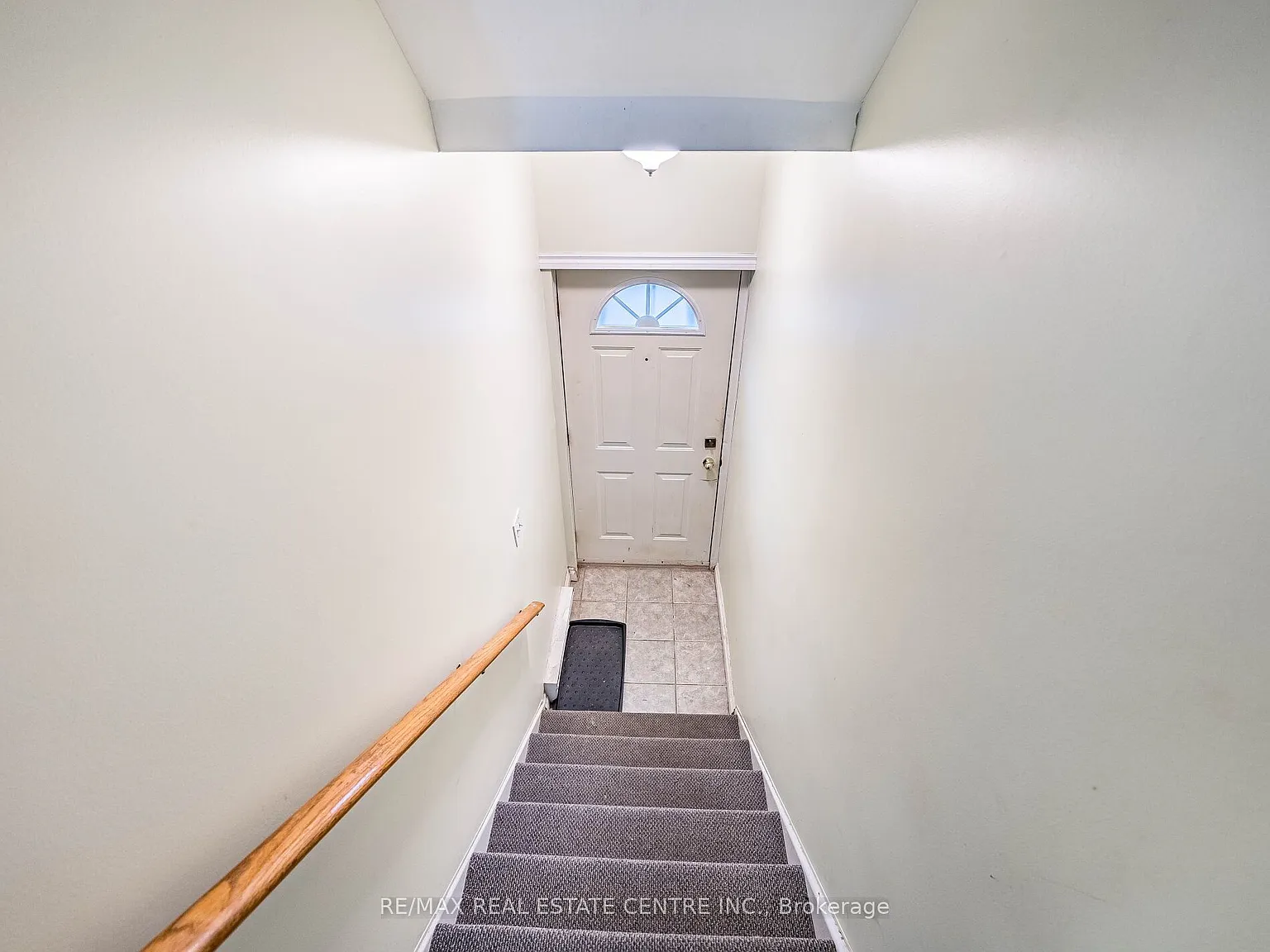 3 bed, $2,500 — Photo 3