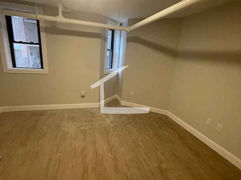 4 Ayr Rd #8 — Photo 6