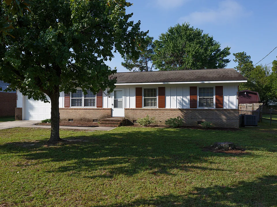 3249 Glenmore Dr