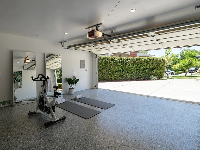 510 Foothill Ave — Photo 57