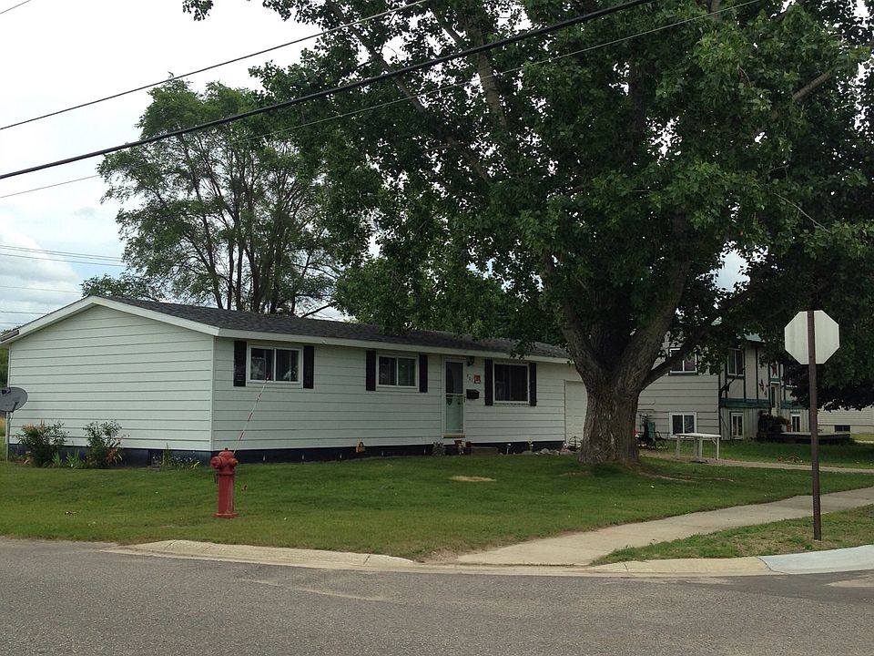 1st image of 401 E Avenue D