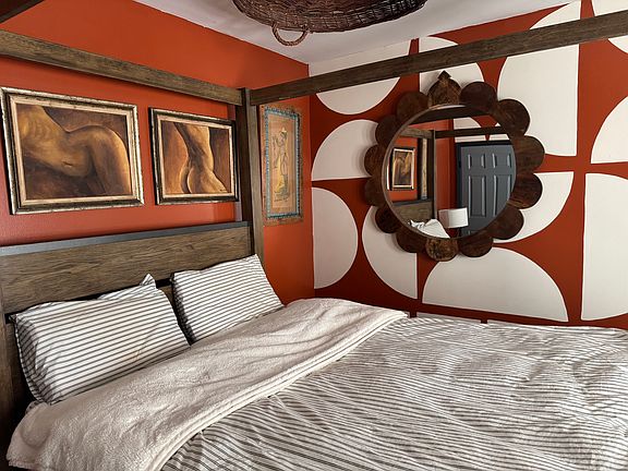 Upstairs Primary Bedroom