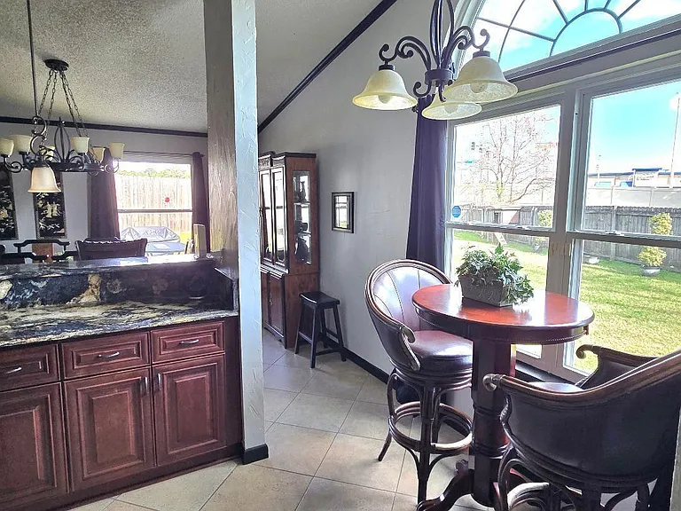 6931 Cane Grass Ln E — Photo 10
