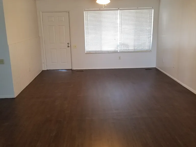 3 Bedroom Kaysville Duplex! — Photo 9