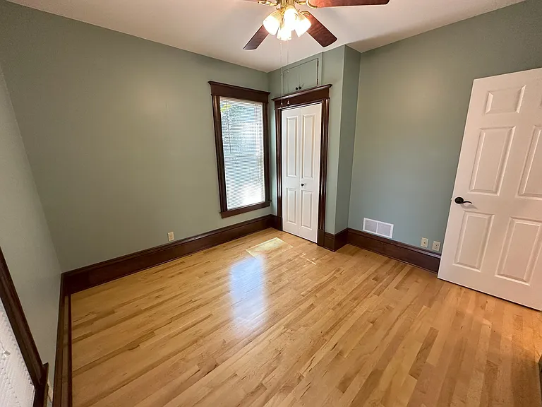 2709 Delaware St SE — Photo 16