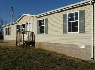 1044 Clarence Binkley Rd, Ashland City, TN 37015