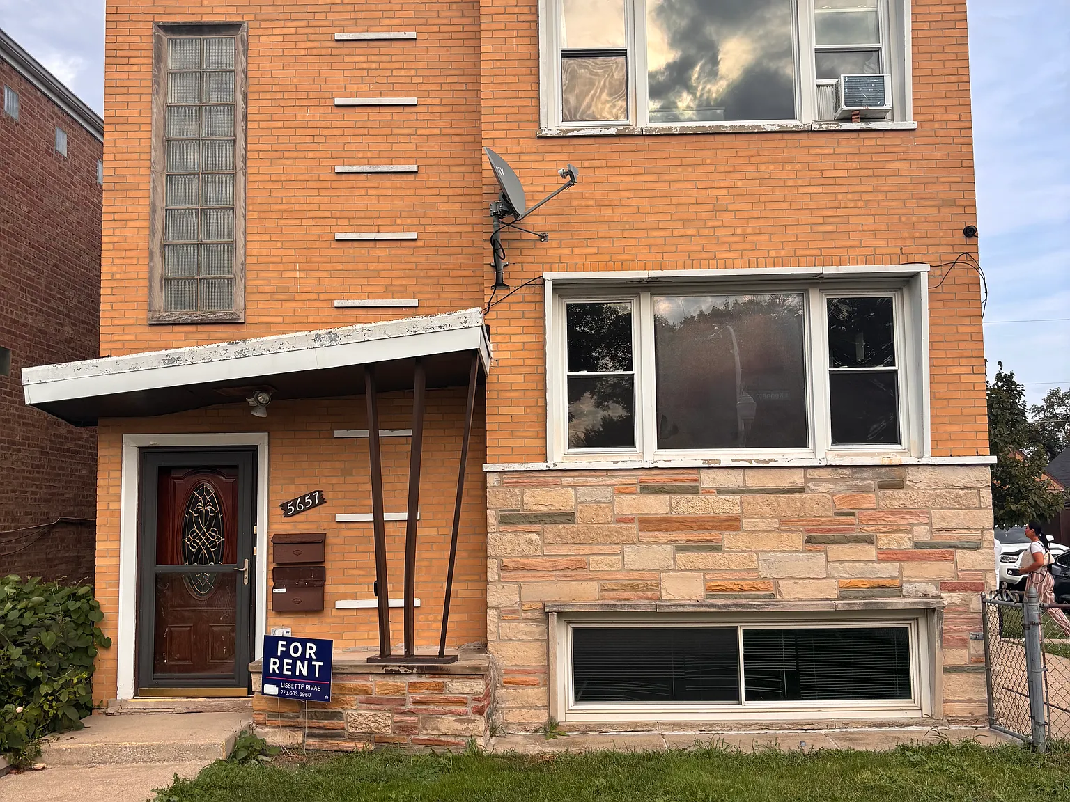 2 bed, $1,600 — Photo 1