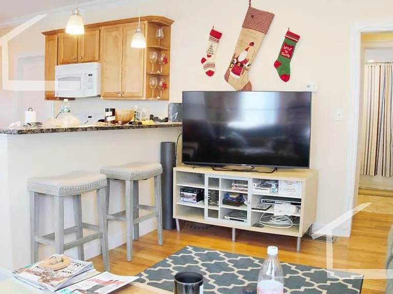 5 Benson St #2 — Photo 5