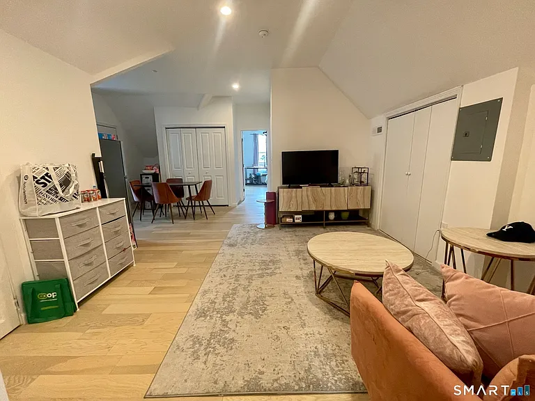 84 Lawrence St #3 — Photo 6