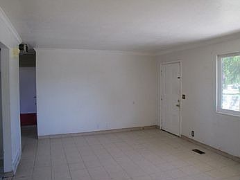3rd image of 3814 W Shire Cir