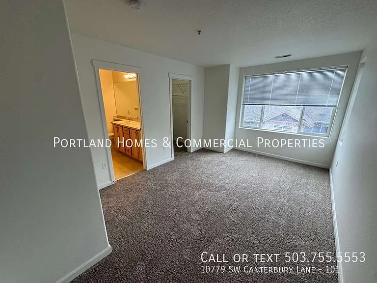10779 SW Canterbury Ln #101 — Photo 9