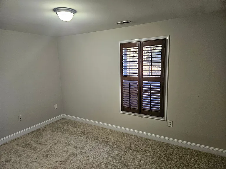 520 Texanna Way — Photo 17