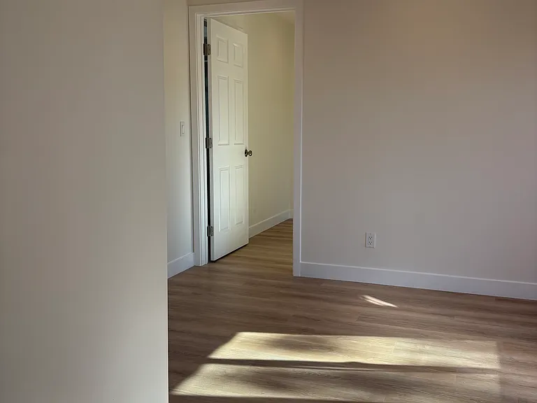 4936 1/4 Stratford Rd #A — Photo 15
