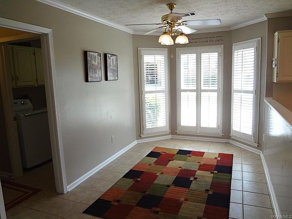 5th image of 4519 Woodledge Dr