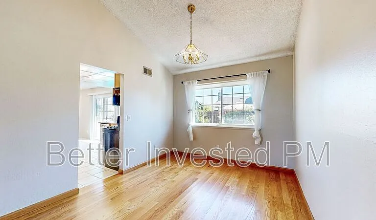 848 Sprucewood Ct — Photo 40