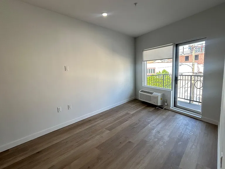 6 Madison St #VAR1 — Photo 26