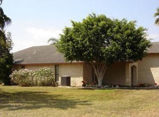 39423 Palm Dr, Bayview, TX 78566