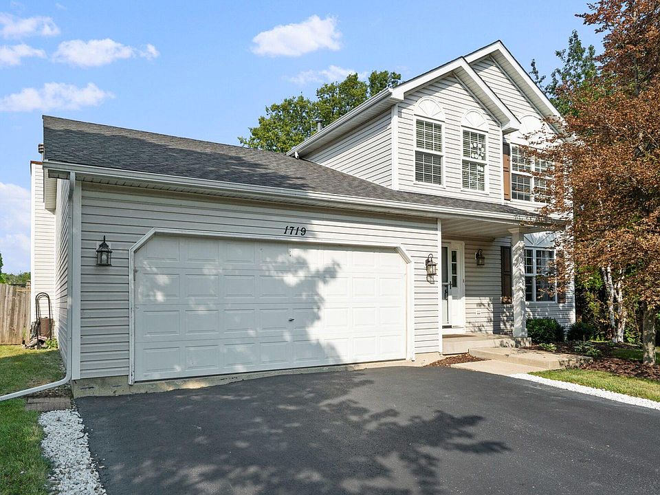 1st image of 1719 Parkside Dr