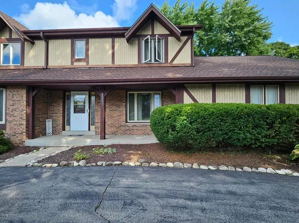 20300 Yorktown COURT, Brookfield, WI 53045