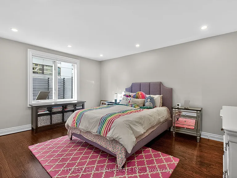 29 Webster Ave — Photo 37