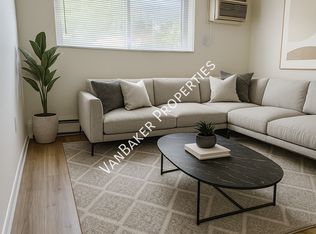 10735 Bellaire Rd APT 101, Cleveland, OH 44111