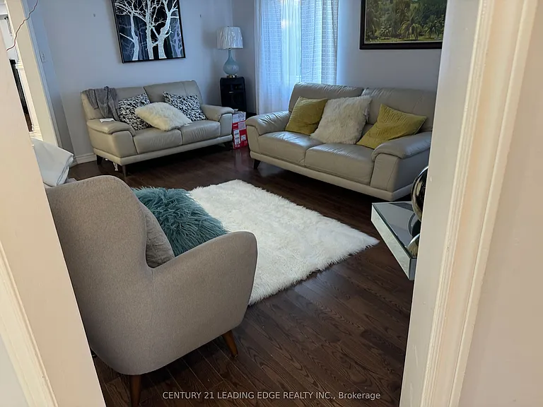 8 Woodcock Ave #MAIN — Photo 8
