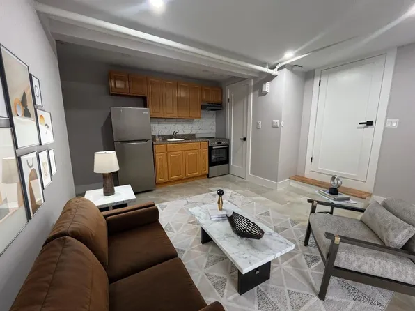 78-77 79 Lane image 10 of 15