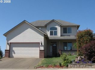 1055 SW Arrowhead Pl, Dundee, OR 97115