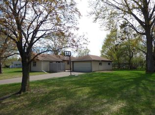 11256 Arrowhead St NW, Coon Rapids, MN 55433