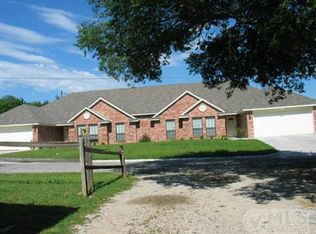 305 S Arthur St, Decatur, TX 76234