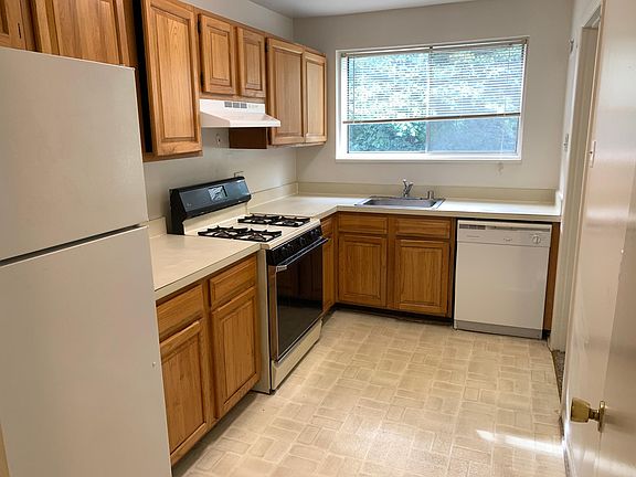 4th image of 10518 Weymouth St APT 101