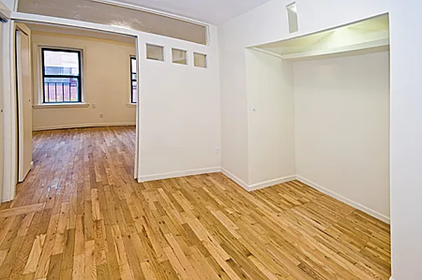 Sold by Fenwick Keats Real Estate | media 2