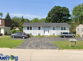 545 Clement St APT 4, Green Bay, WI 54302