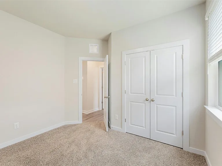 512 Clearlake Dr — Photo 23