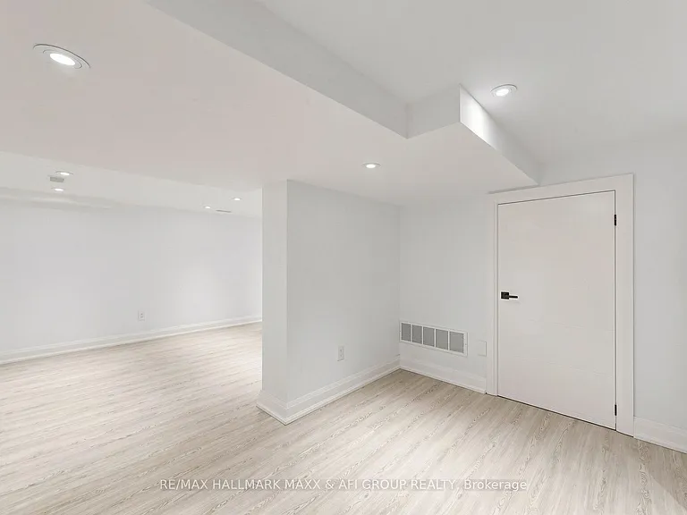 103 Ruggles Ave #BASEMENT — Photo 9