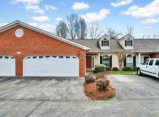 1706 Chestnut Oak Dr, Dalton, GA 30721