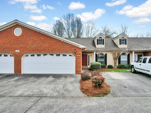 1706 Chestnut Oak Dr, Dalton, GA 30721