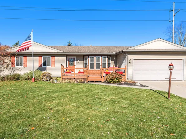 1023 Risecliff Dr, Grand Blanc, MI 48439