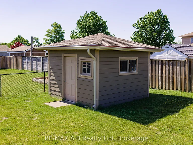 70 Kenton St — Photo 48