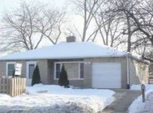 1065 Lime Kiln Rd, Green Bay, WI 54302